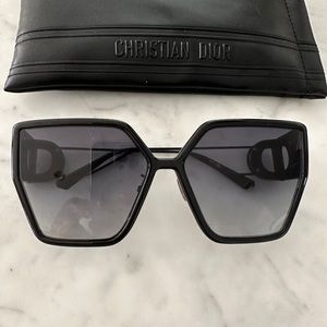 Dior Montaigne 30 Sunglasses